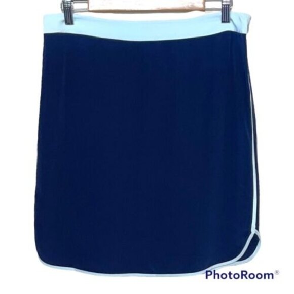 NWT- Barney's New York Women’s 100% Silk Navy Blue Short Skirt. - Picture 1 of 6